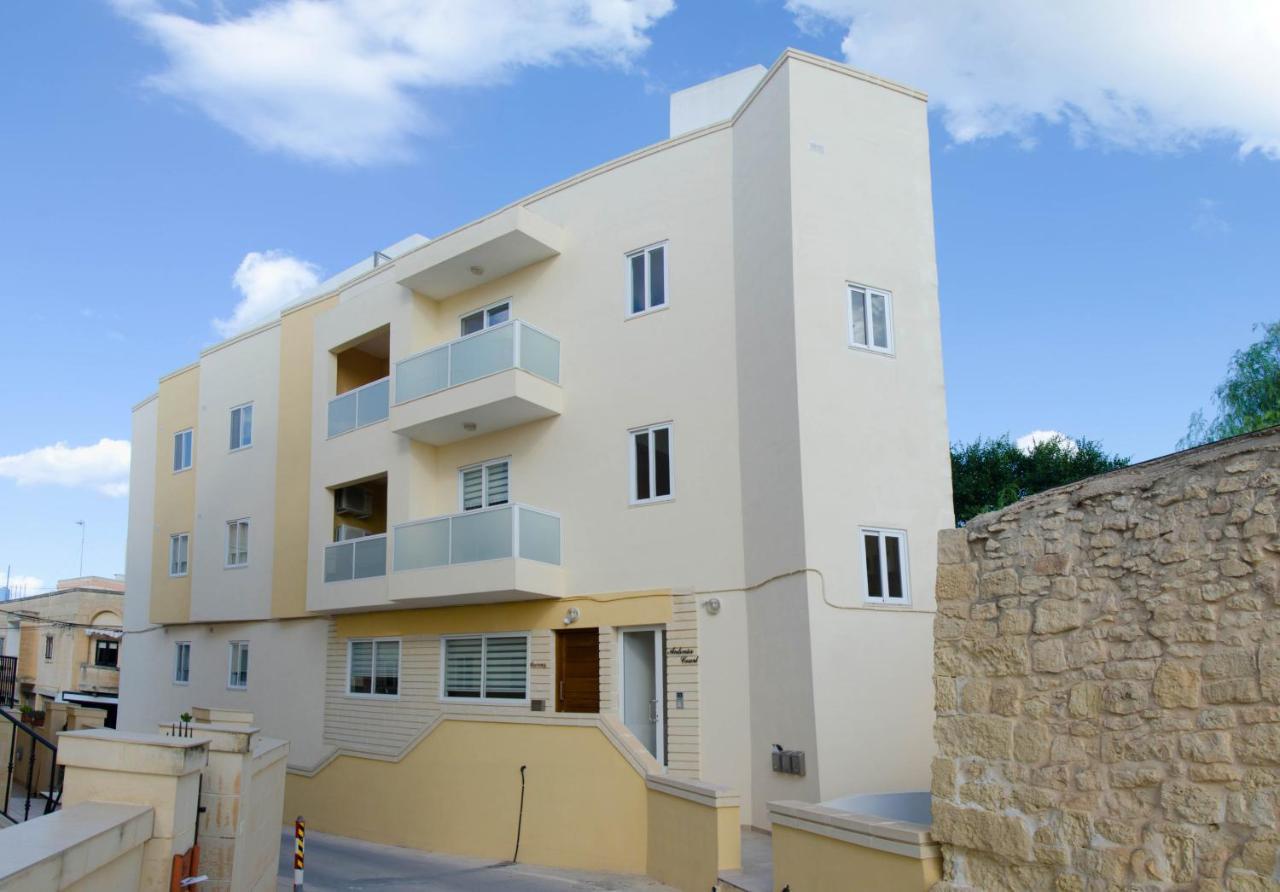 Lorenza Letting Apartment Marsaxlokk Eksteriør billede